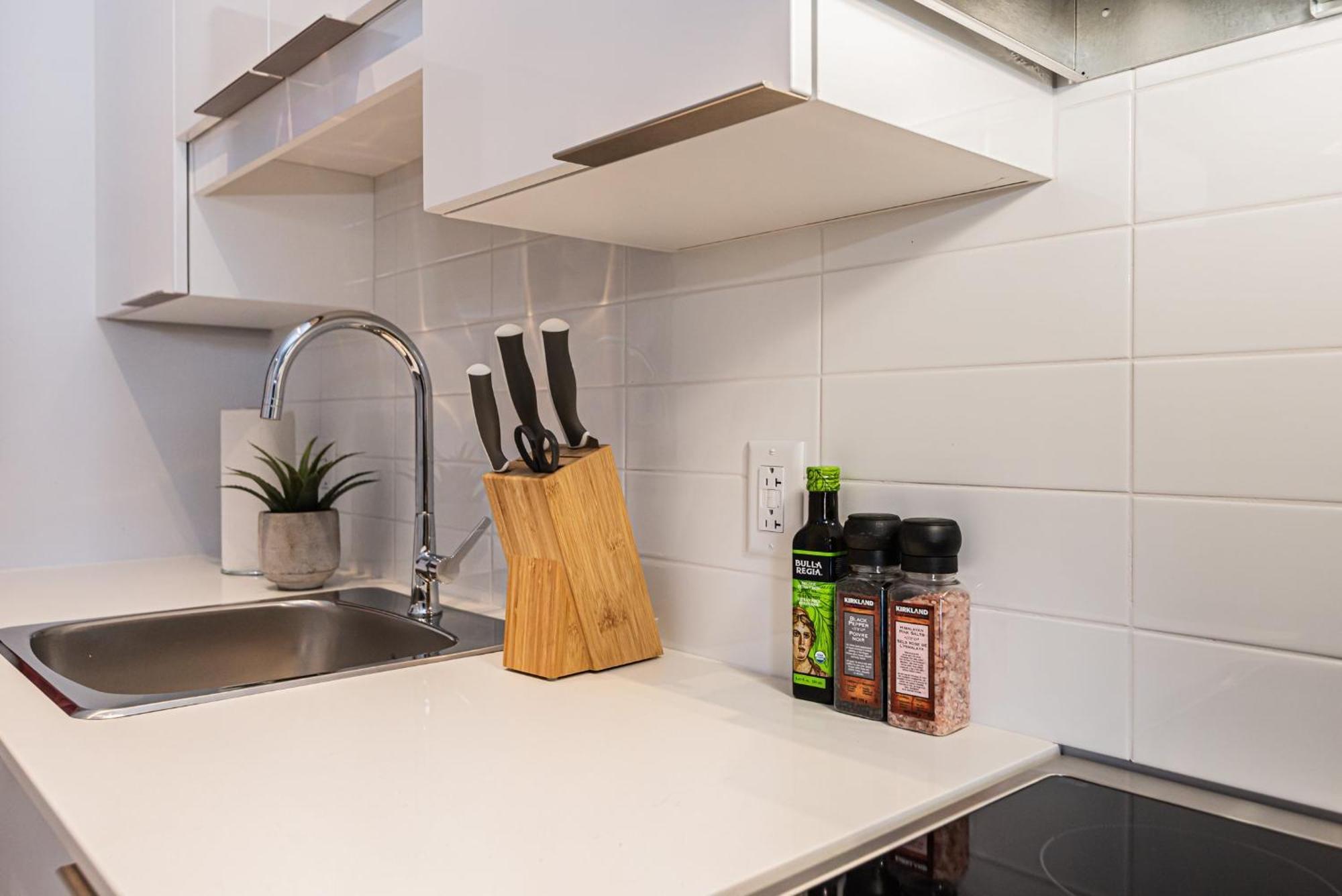 Wonderful New Studio Close To Mount Royal By Den Stays Montreal Pokoj fotografie